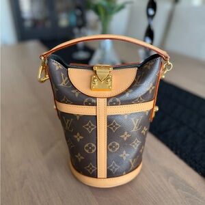 Louis Vuitton Monogram Bucket Bag - Brown and Tan